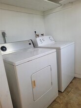 8475 SW 137th Ave in Miami, FL - Building Photo - Building Photo