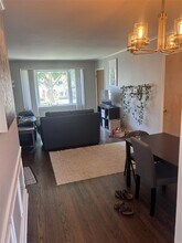 9015 W North Ave in Wauwatosa, WI - Building Photo - Building Photo