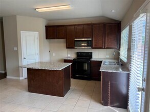 2416 Scott Creek Dr in Little Elm, TX - Building Photo - Building Photo