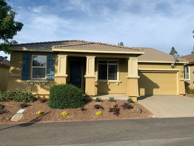 3363 Eskaton Dr in Placerville, CA - Foto de edificio - Building Photo