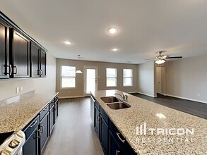 1662 Pompano Beach Dr in Dallas, TX - Building Photo - Building Photo