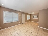 315 S Lakewood Dr in Orlando, FL - Building Photo - Building Photo