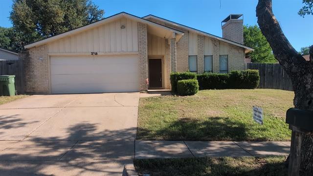 property at 3705 Fort Hunt Dr