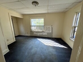 828 W 2nd Ave in Mitchell, SD - Building Photo - Building Photo