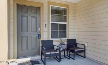 6110 Bucking Bronco Dr in Jacksonville, FL - Building Photo - Building Photo