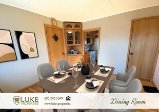1/2 N French Ave in Sioux Falls, SD - Building Photo - Building Photo