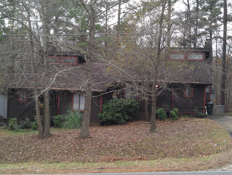 4900-4902 Edwards Mill Rd in Raleigh, NC - Building Photo