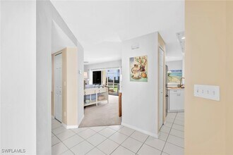 2864 Mizzen Way in Naples, FL - Building Photo - Building Photo