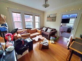 27 High St, Unit 1 in Brookline, MA - Building Photo