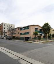 900 S Kingsley Dr in Los Angeles, CA - Building Photo - Building Photo