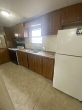 90 Stowers Ln in Cross Lanes, WV - Building Photo - Building Photo