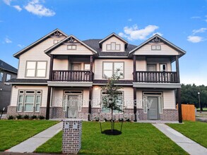 902 Montclair Ave in College Station, TX - Building Photo - Building Photo