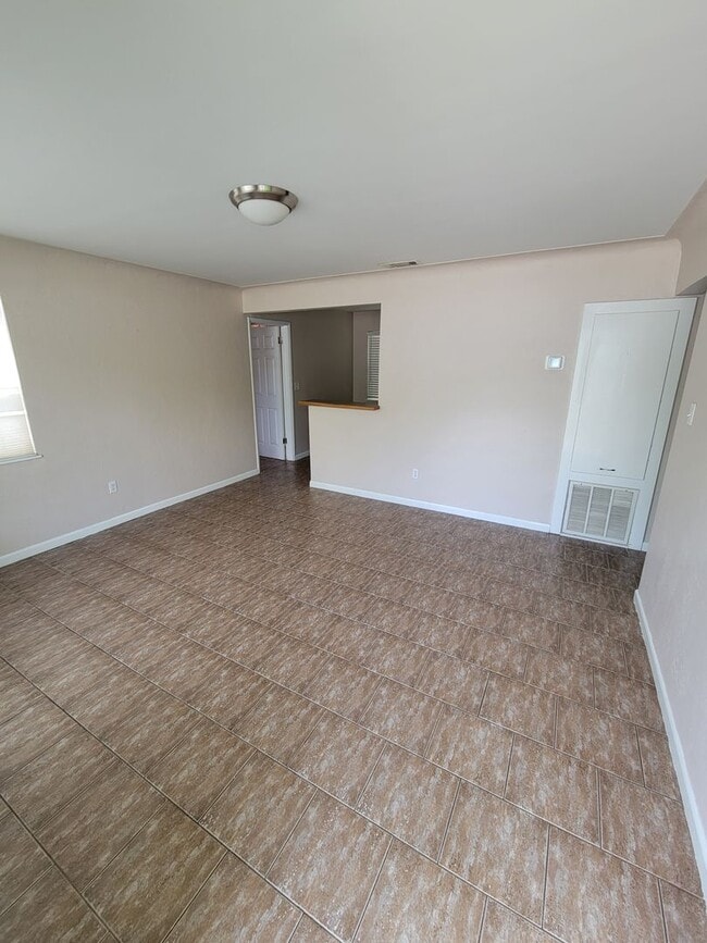 250 37th St N in St. Petersburg, FL - Building Photo - Building Photo