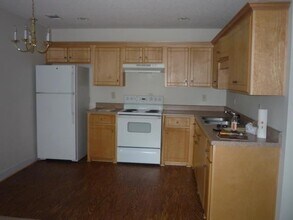 1113 Kelly Dr in Hinesville, GA - Building Photo - Building Photo