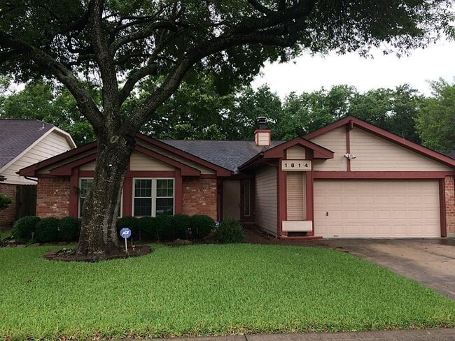 property at 1814 Brushy Creek Dr