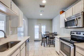 4204 Glen Hollow Cir in Arlington, TX - Building Photo - Building Photo