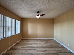 1401 SW 135th Terrace in Pembroke Pines, FL - Building Photo - Building Photo