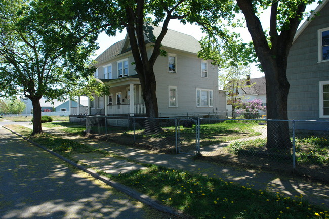 1101-1103 W Sinto Ave in Spokane, WA - Foto de edificio - Building Photo