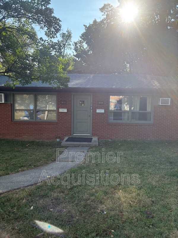 property at 1615 Seminary St