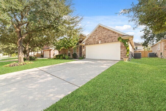 14011 Pawnee Trails Dr in Cypress, TX - Building Photo - Building Photo