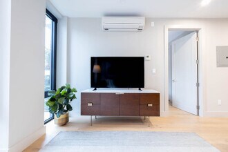 149 Green St in Brooklyn, NY - Foto de edificio - Building Photo