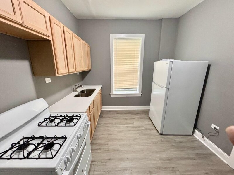 7841 S Drexel Ave in Chicago, IL - Building Photo