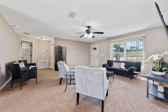 227 Oak Ln Loop in Ocala, FL - Building Photo - Building Photo