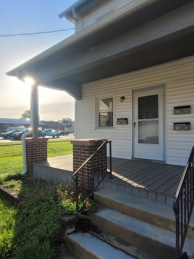 212 W Main St, Unit 212-D in Palmyra, PA - Building Photo - Building Photo