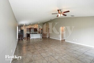9747 Sage Creek Dr in Riverview, FL - Building Photo - Building Photo