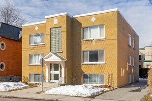 157 Flora St in Ottawa, ON - Building Photo