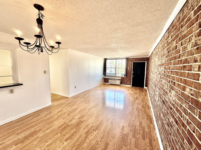 property at 3101 Highland Rd