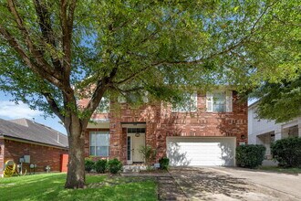 10012 Mount Rainier Dr in Austin, TX - Building Photo - Building Photo