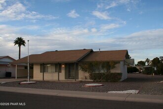 11014 W Cheryl Dr in Sun City, AZ - Building Photo - Building Photo