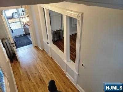 123 Sylvan St in Rutherford, NJ - Building Photo - Building Photo