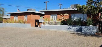 1010 N Jones Blvd in Tucson, AZ - Building Photo