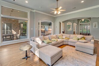 8615 Haven Woods Way in Tomball, TX - Building Photo - Building Photo
