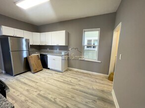 89 Intervale St, Unit 1 in Boston, MA - Building Photo - Building Photo