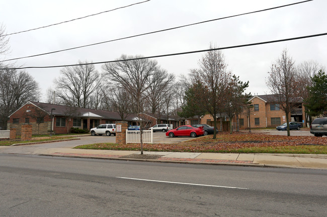 675-691 Copley Rd in Akron, OH - Building Photo - Building Photo