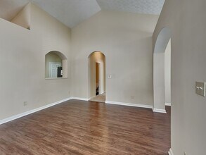 320 Lake Royale Pl in Riverdale, GA - Building Photo - Building Photo