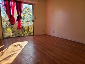 318 N Nicholson Ave, Unit #2 in Monterey Park, CA - Foto de edificio - Building Photo