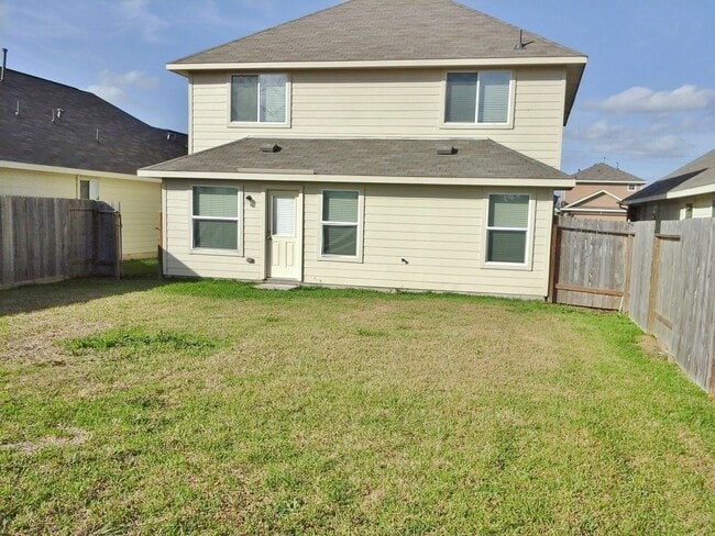 5735 Post Oak Manor Dr in Houston, TX - Building Photo - Building Photo