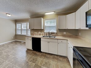 1609 Middle Ridge Dr in Willow Spring, NC - Building Photo - Building Photo