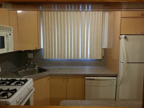196-38 Pompeii Ave in Queens, NY - Building Photo - Building Photo