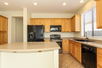 2621 W Medinah Way in New River, AZ - Building Photo - Building Photo
