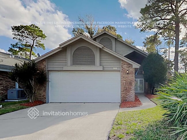 property at 908 Silver Leaf Pl