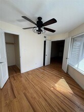 9801 Walnut St, Unit A305 in Dallas, TX - Building Photo - Building Photo
