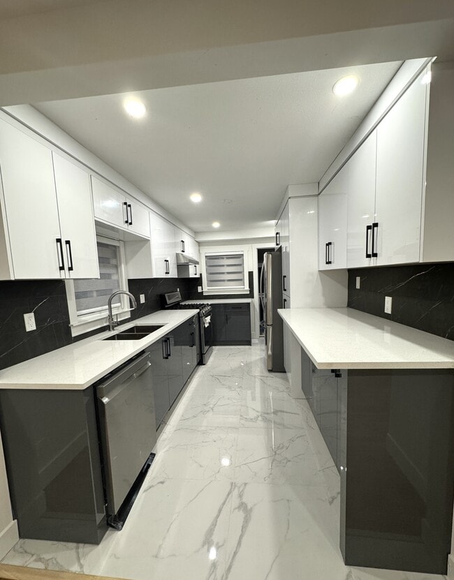 property at 24765 Halnor Ave