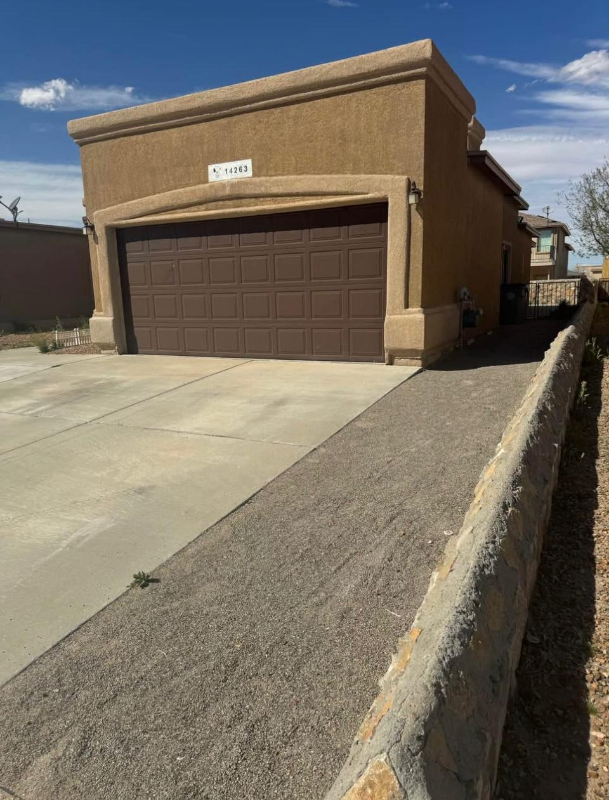 14263 Hacienda Rock Dr in El Paso, TX - Building Photo - Building Photo