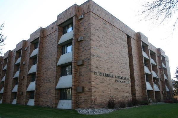 Centennial Apartments in Luverne, MN - Foto de edificio