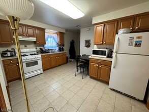 700 W Camplain Rd in Manville, NJ - Building Photo - Building Photo